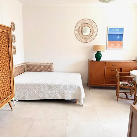 Appartement Cozy Studio, Sea View, Old Town, Near Beaches *