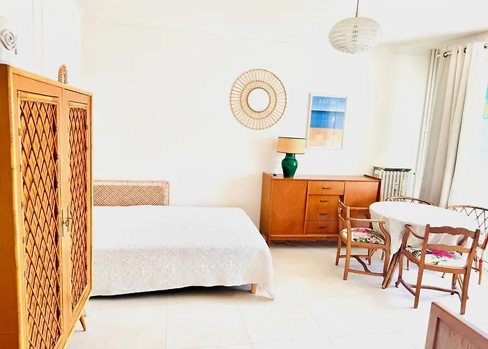 Cozy Studio, Sea View, Old Town, Near Beaches Appartement *