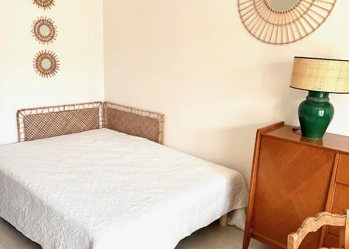 Cozy Studio, Sea View, Old Town, Near Beaches Appartement