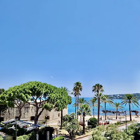Cozy Studio, Sea View, Old Town, Near Beaches